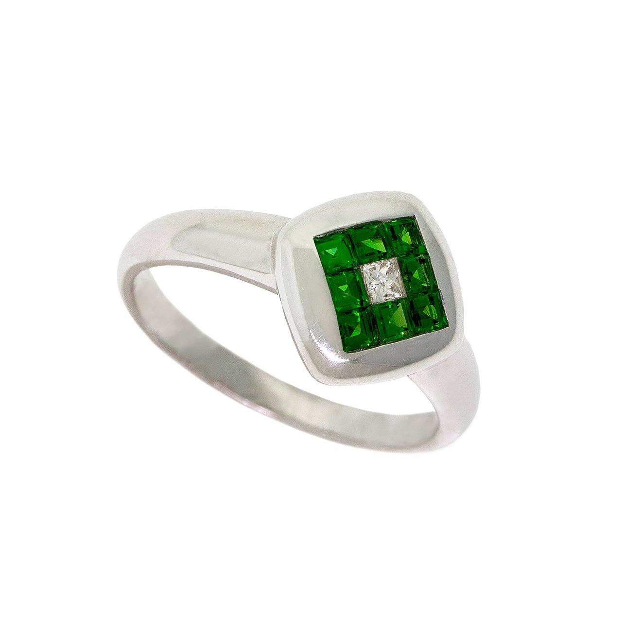 Tsavorite Ring