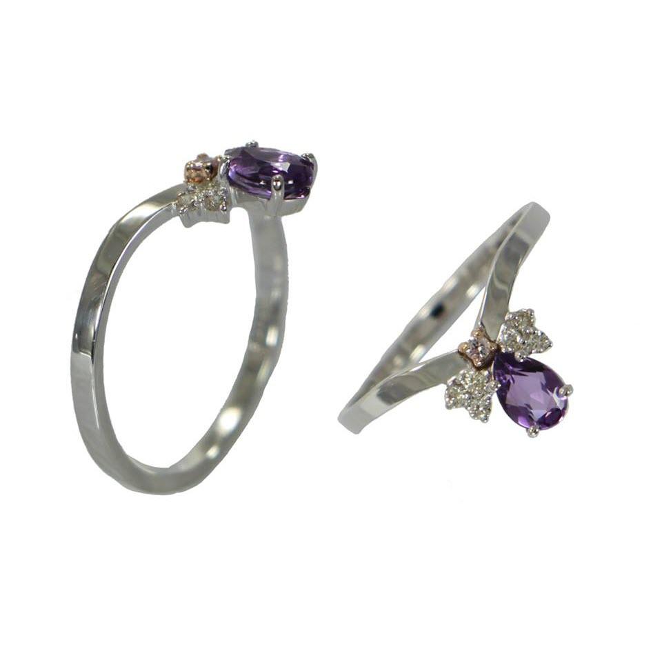 Pendulum |  Amethyst Ring